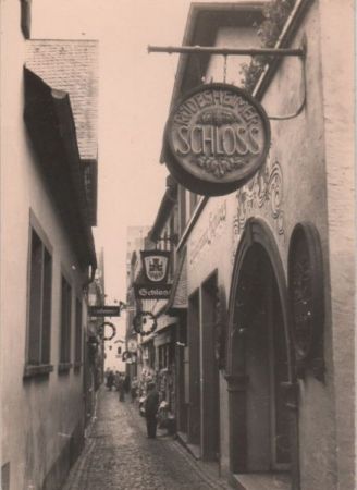 Rüdesheim - Rüdesheimer Schloss - ca. 1950 Rüdesheim - Rüdesheimer Schloss - ca. 1950