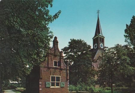 Niederlande - Schoorl - Kerk med Raadhuis - ca. 1975 Niederlande - Schoorl - Kerk med Raadhuis - ca. 1975
