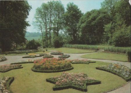 Oberkochberg, Schloß Kochberg - Blumengarten im Park - ca. 1980 Oberkochberg, Schloß Kochberg - Blumengarten im Park - ca. 1980