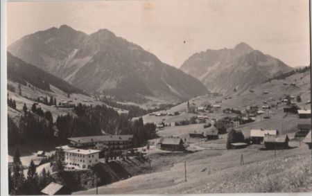 Österreich - Hirschegg - mit Elfer, Zwölfer und Widderstein - ca. 1960 Österreich - Hirschegg - mit Elfer, Zwölfer und Widderstein - ca. 1960