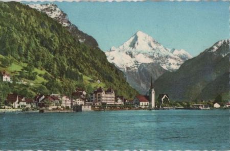Flüelen - Schweiz - mit Bristenstock Flüelen - Schweiz - mit Bristenstock