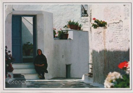 Griechenland - Griechenland - Frau auf Treppe - 1996 Griechenland - Griechenland - Frau auf Treppe - 1996