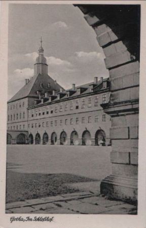 Gotha - Im Schloßhof - ca. 1950 Gotha - Im Schloßhof - ca. 1950