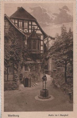 Eisenach - Wartburg, Motiv im 1. Burghof - ca. 1935 Eisenach - Wartburg, Motiv im 1. Burghof - ca. 1935