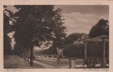 Bad Pyrmont - am fürstlichen Schloß - ca. 1935 Bad Pyrmont - am fürstlichen Schloß - ca. 1935