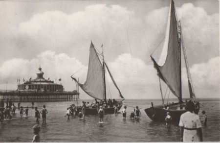 Niederlande - Den Haag, Scheveningen - Plezierbootjes - ca. 1960 Niederlande - Den Haag, Scheveningen - Plezierbootjes - ca. 1960