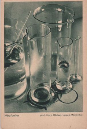 Mitarbeiter - Glasbehälter Mitarbeiter - Glasbehälter