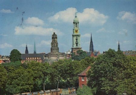 Hamburg - Michaeliskirche - 1960 Hamburg - Michaeliskirche - 1960