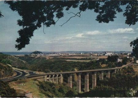 Frankreich - Saint-Brieuc - Le viaduc vers Cesson - 1966 Frankreich - Saint-Brieuc - Le viaduc vers Cesson - 1966