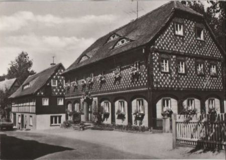 Großschönau-Waltersdorf - Oberlausitzer Umgebindehaus - ca. 1985 Großschönau-Waltersdorf - Oberlausitzer Umgebindehaus - ca. 1985