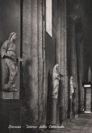 Italien - Syrakus - Syracusa - Interno della Cattedrale - ca. 1965 Italien - Syrakus - Syracusa - Interno della Cattedrale - ca. 1965