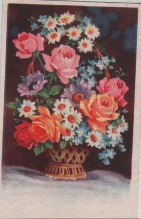 Korb mit Blumen bunt Korb mit Blumen bunt