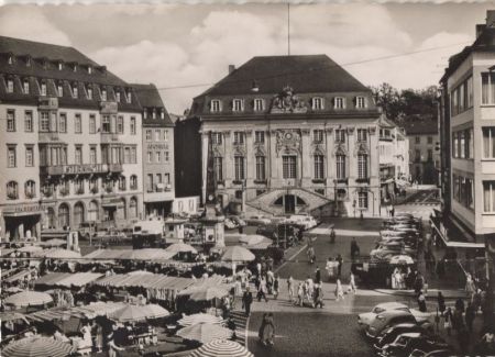 Bonn - Marktplatz mit Rathaus Bonn - Marktplatz mit Rathaus