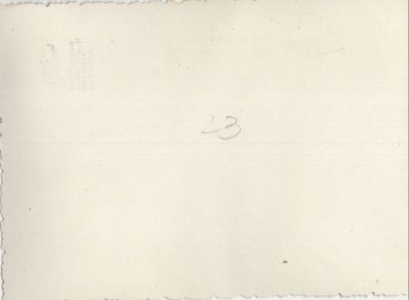 Kind mit Spielzeug [keine Ak]