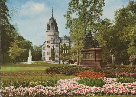 Detmold - Schloss mit Denkmal Detmold - Schloss mit Denkmal