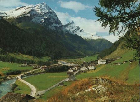 Splügen - Schweiz - mit Guggernüll Splügen - Schweiz - mit Guggernüll