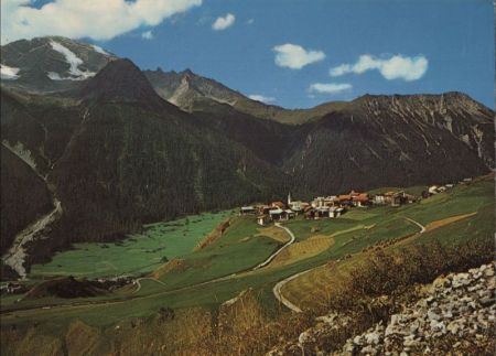 Latsch - Schweiz - Ansicht Latsch - Schweiz - Ansicht