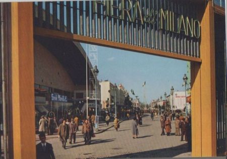 Italien - Mailand Milano - Messegelände, Veduta del Viale - ca. 1980 Italien - Mailand Milano - Messegelände, Veduta del Viale - ca. 1980