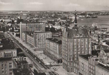 Rostock - Lange Straße und Stadthafen - 1979 Rostock - Lange Straße und Stadthafen - 1979